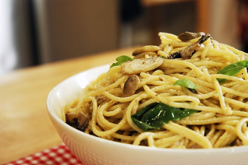 Kremalı Mantarlı Makarna